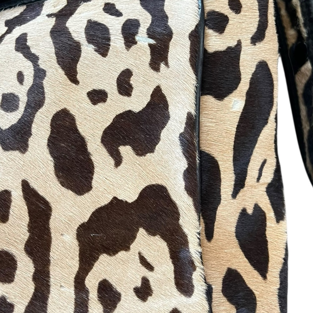 Leopard Print Shoulder Bag with Black Trim - Picture 2 of 13